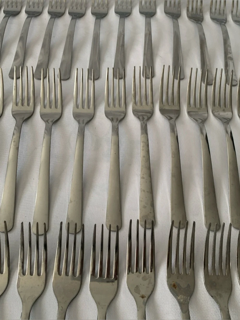 Set Of 40 Stainless Steel Silverware Forks Flatware Picnic Party Celebrating Art